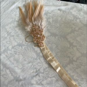 1920s Great Gatsby Feathered Jeweled Headpiece